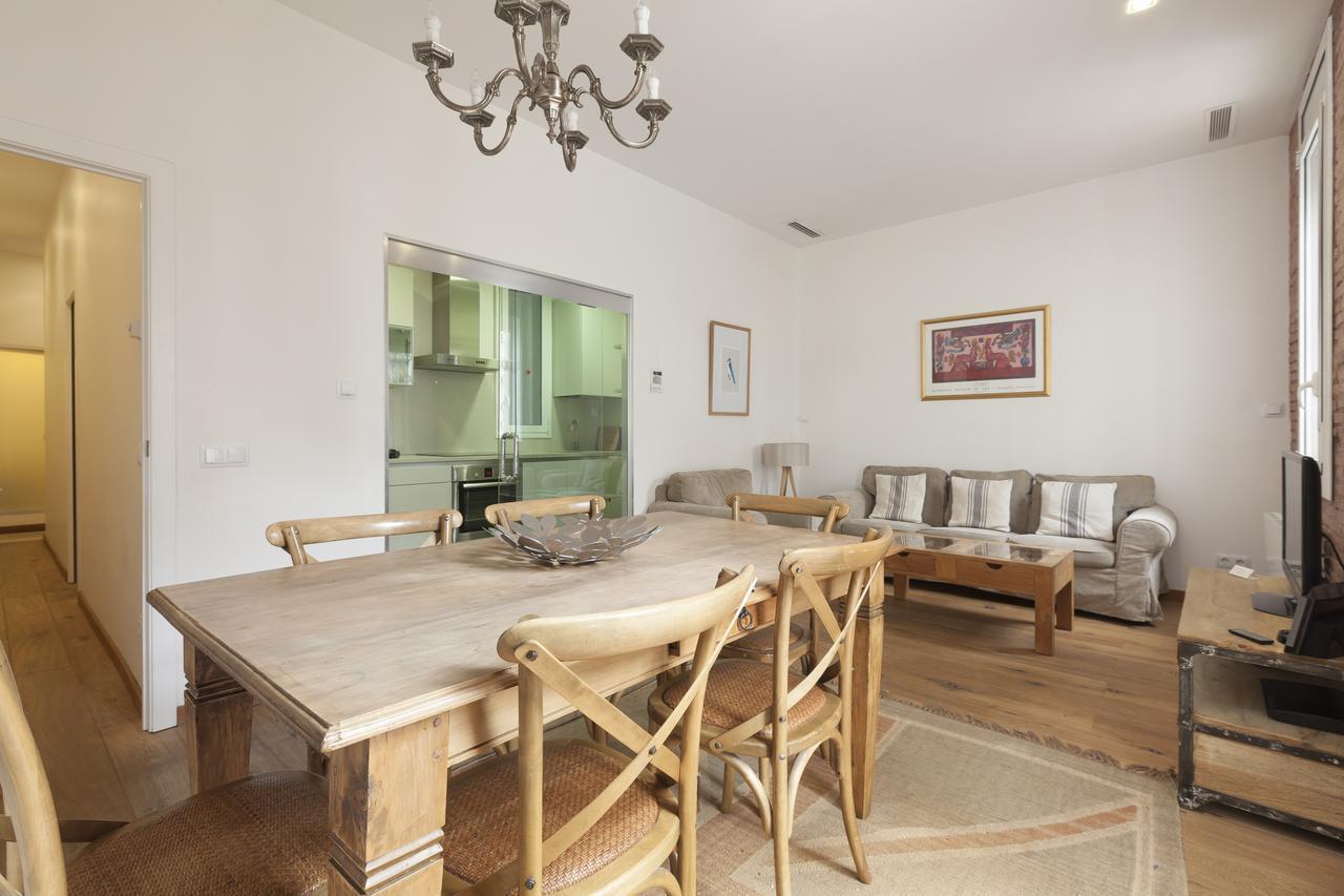 Akira Flats Roger De Flor Chic Apartment Барселона Екстериор снимка